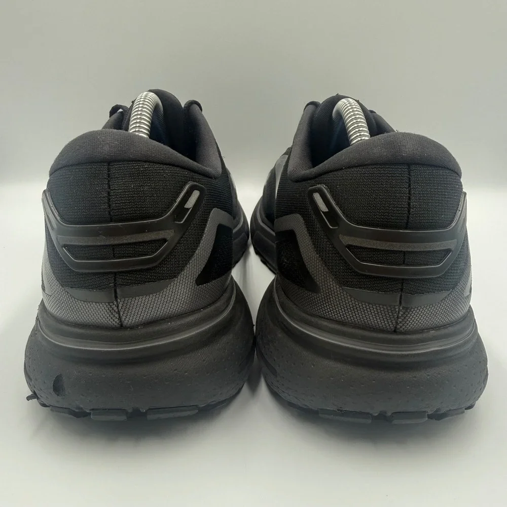 Brooks Ghost 15 Running Shoes Black Women's Size 12 Athletic Sneakers Men's 10.5